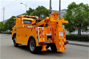 博乐高速路拖车费